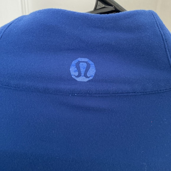 Lululemon full zip - Picture 6 of 7
